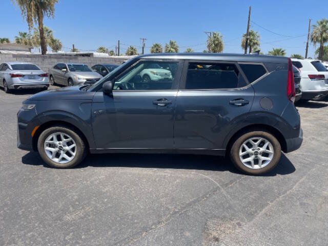 Used 2020 Kia Soul S FWD image 6