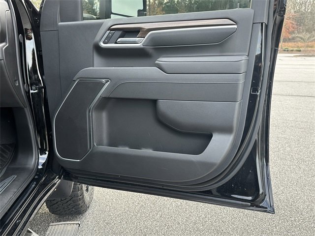 Used 2025 Chevrolet Silverado 2500 LT w/ Trail Boss Package image 15