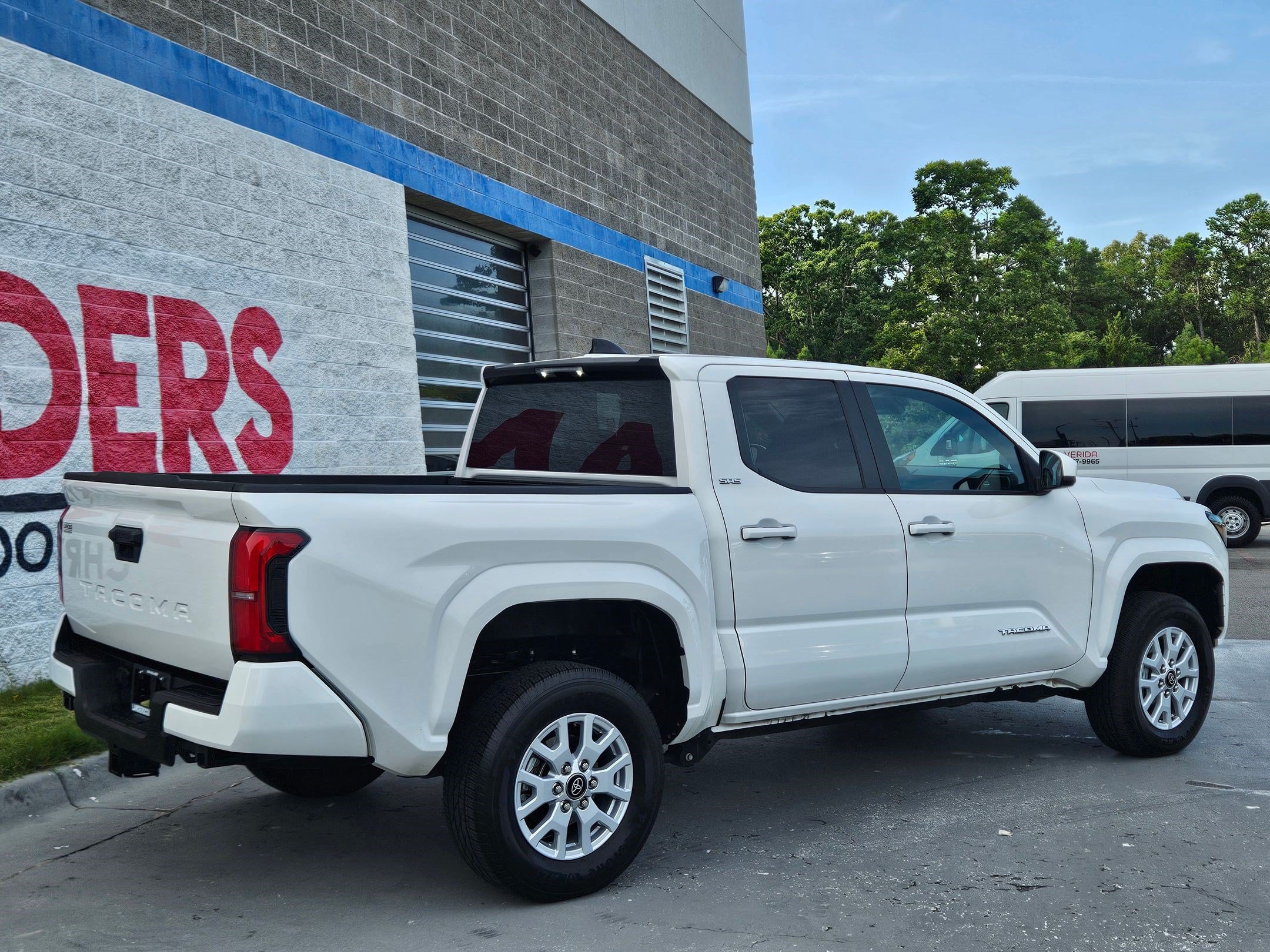 Used 2024 Toyota Tacoma SR5 RWD image 7