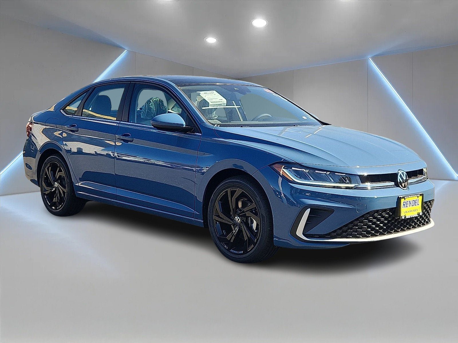 New 2027 Volkswagen Jetta SE FWD image 2