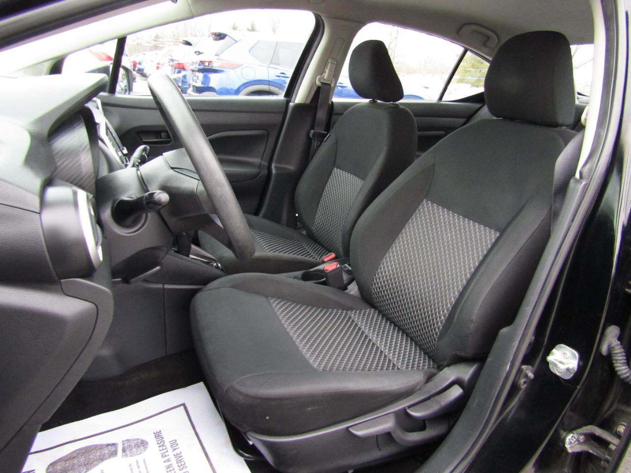 Used 2021 Nissan Versa S FWD image 17