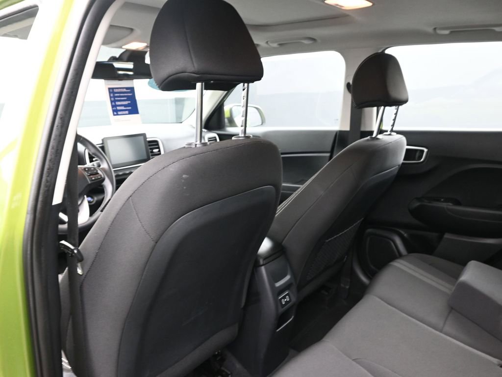 Certified 2024 Hyundai Venue SEL image 22