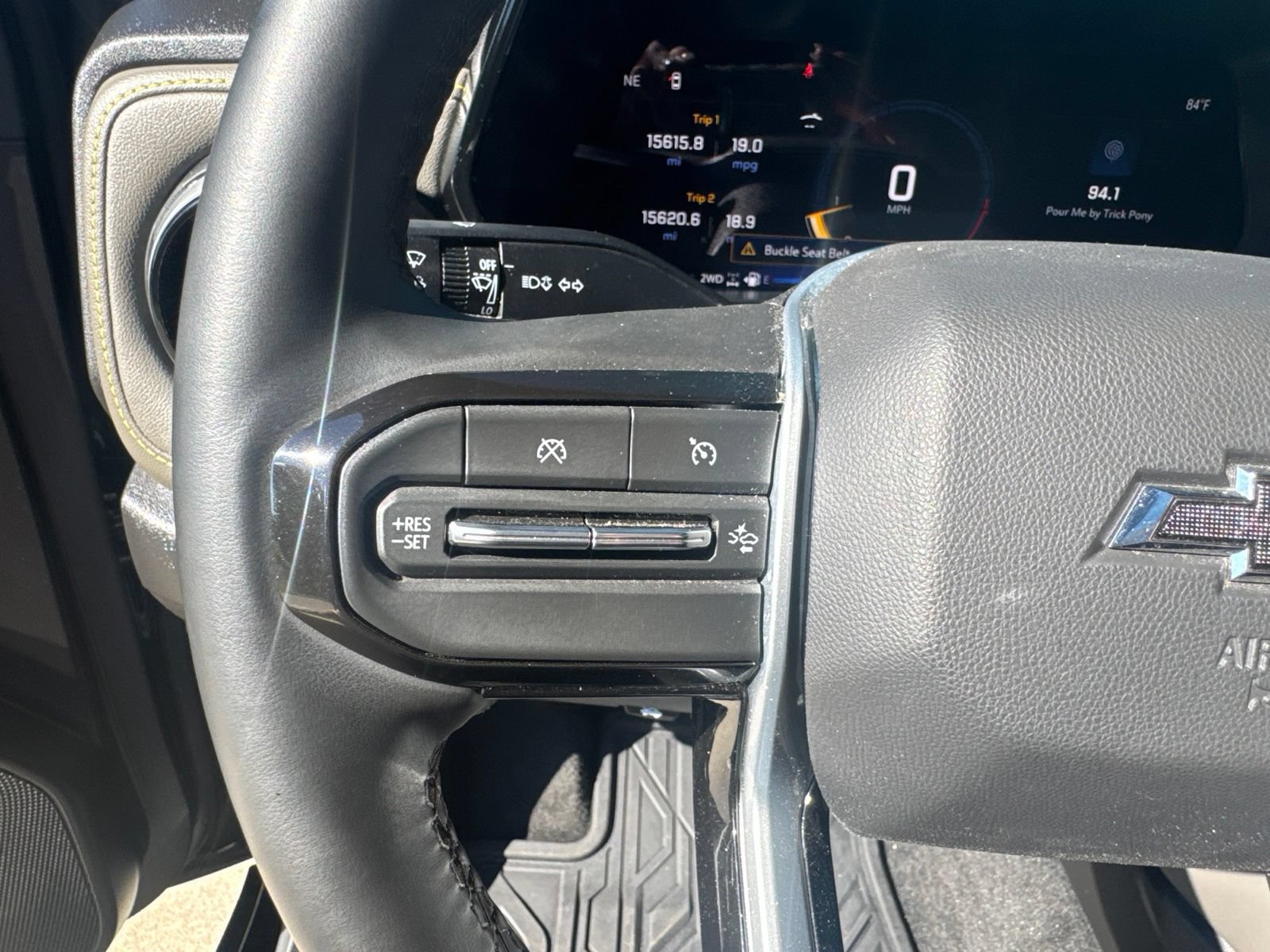 Used 2026 Chevrolet Colorado ZR2 w/ Technology Package AWD/4WD image 26