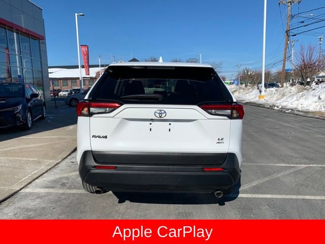 Used 2024 Toyota RAV4 LE video 4