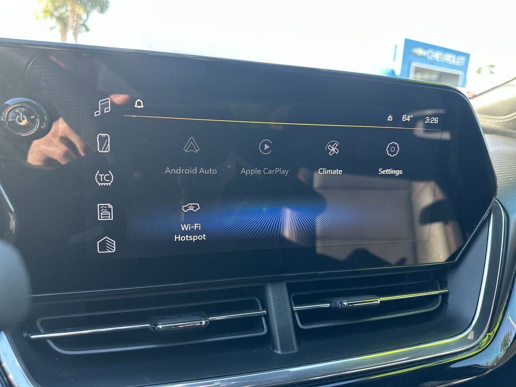 Certified 2025 Chevrolet Trax RS w/ Sunroof Package image 26