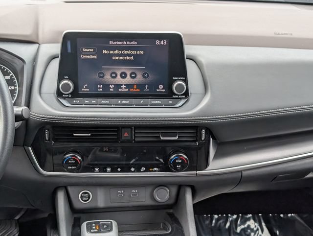 Used 2023 Nissan Rogue SV FWD image 14