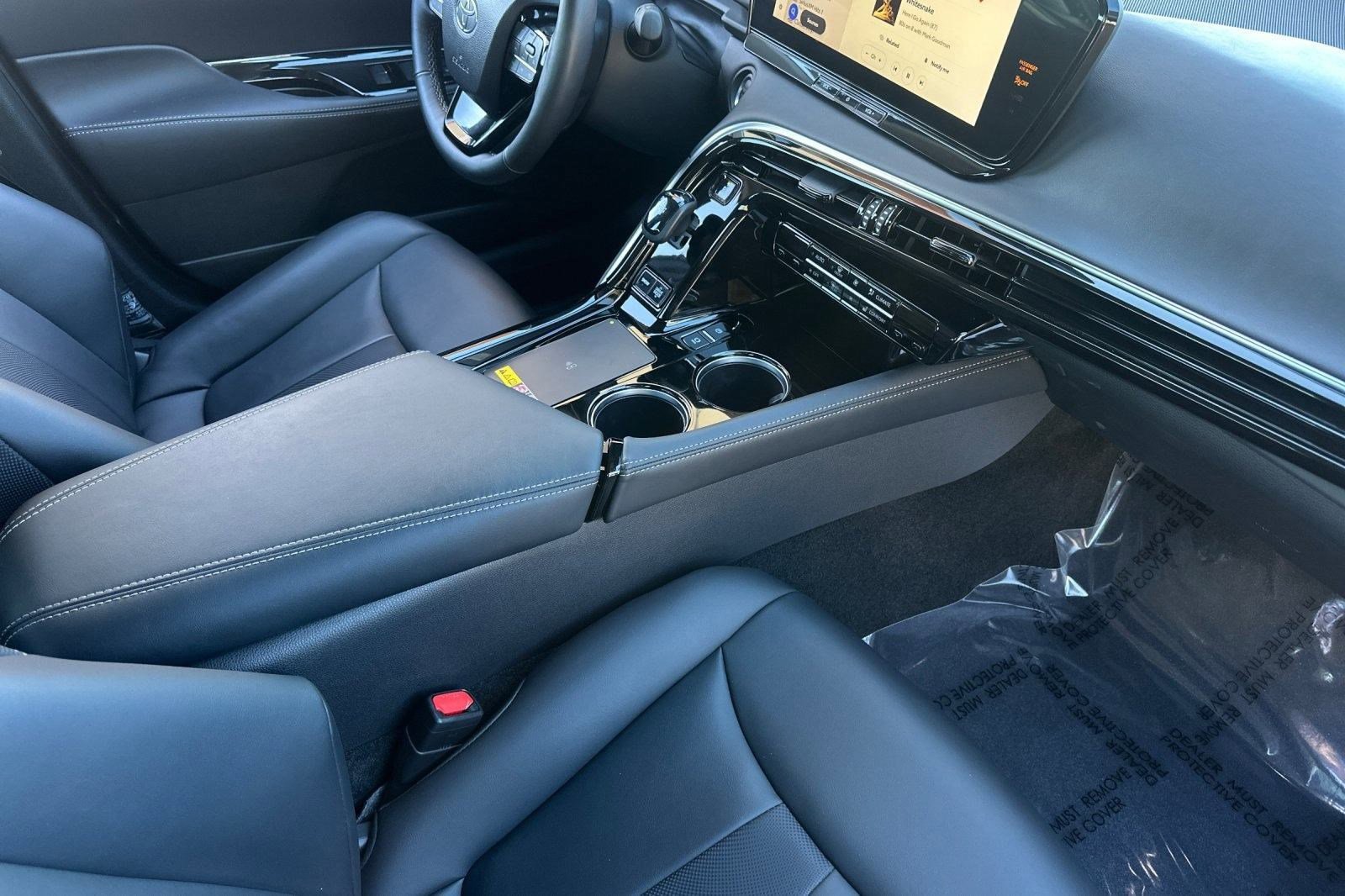 Used 2024 Toyota Mirai XLE w/ Advanced Technology Package image 31