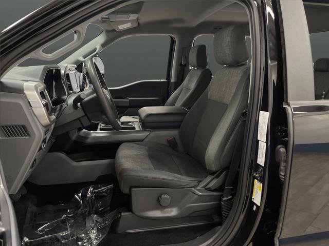 Used 2022 Ford F150 XLT w/ XTR Package image 4