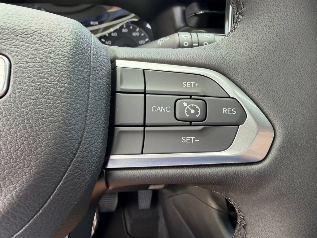 New 2026 Jeep Compass Latitude AWD/4WD image 15
