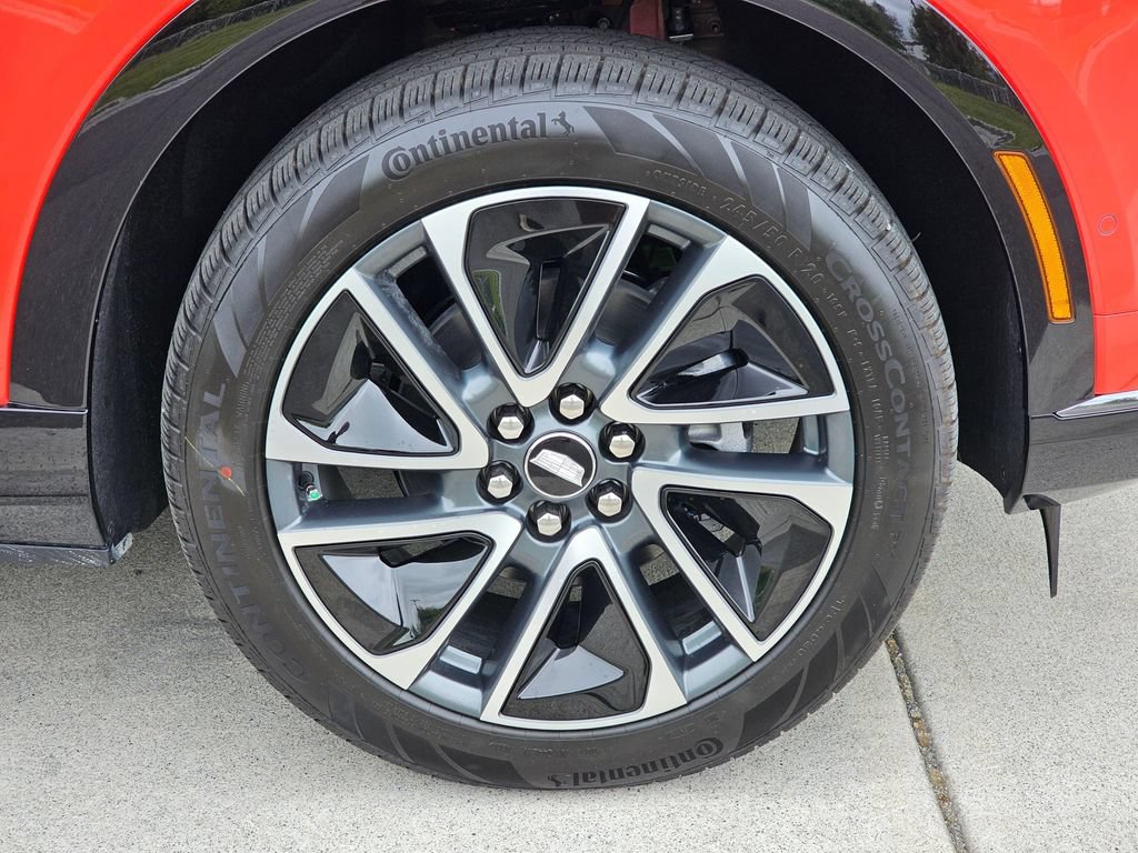 New 2026 Cadillac Optiq Sport 1 AWD/4WD image 9