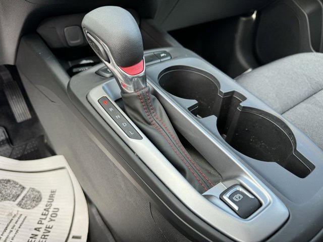 Used 2025 Chevrolet Trax RS w/ Sunroof Package image 15