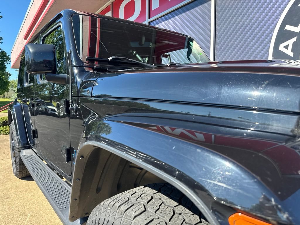 Used 2021 Jeep Wrangler Unlimited Sahara AWD/4WD image 2