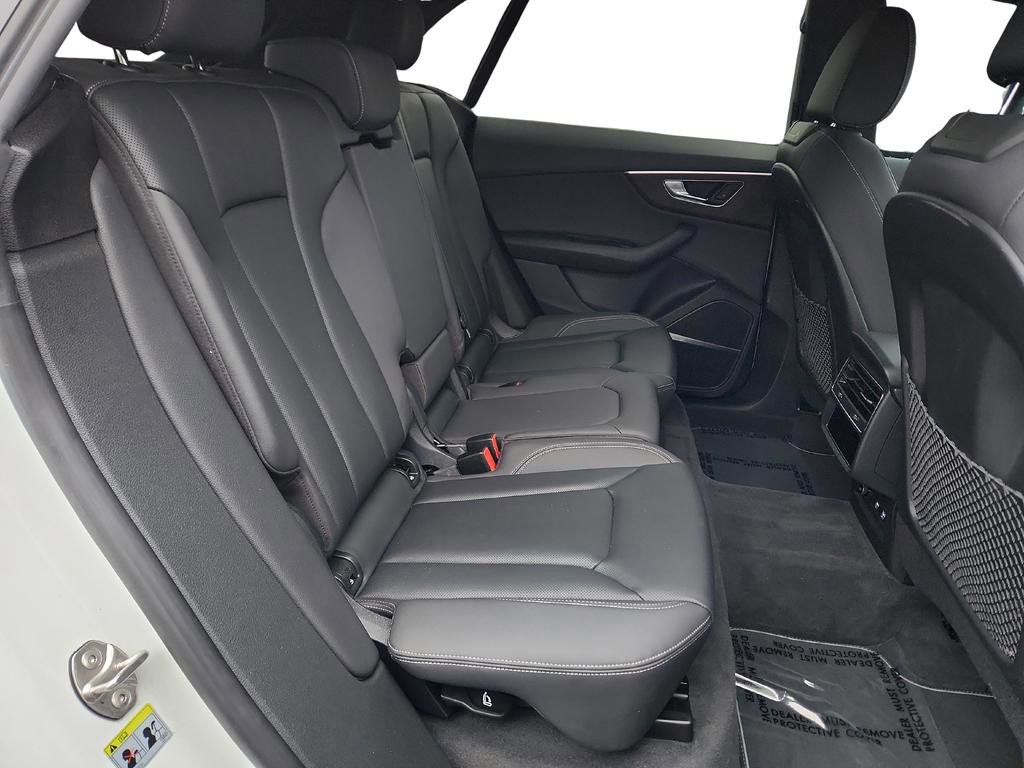 Used 2019 Audi Q8 Premium Plus AWD/4WD image 29