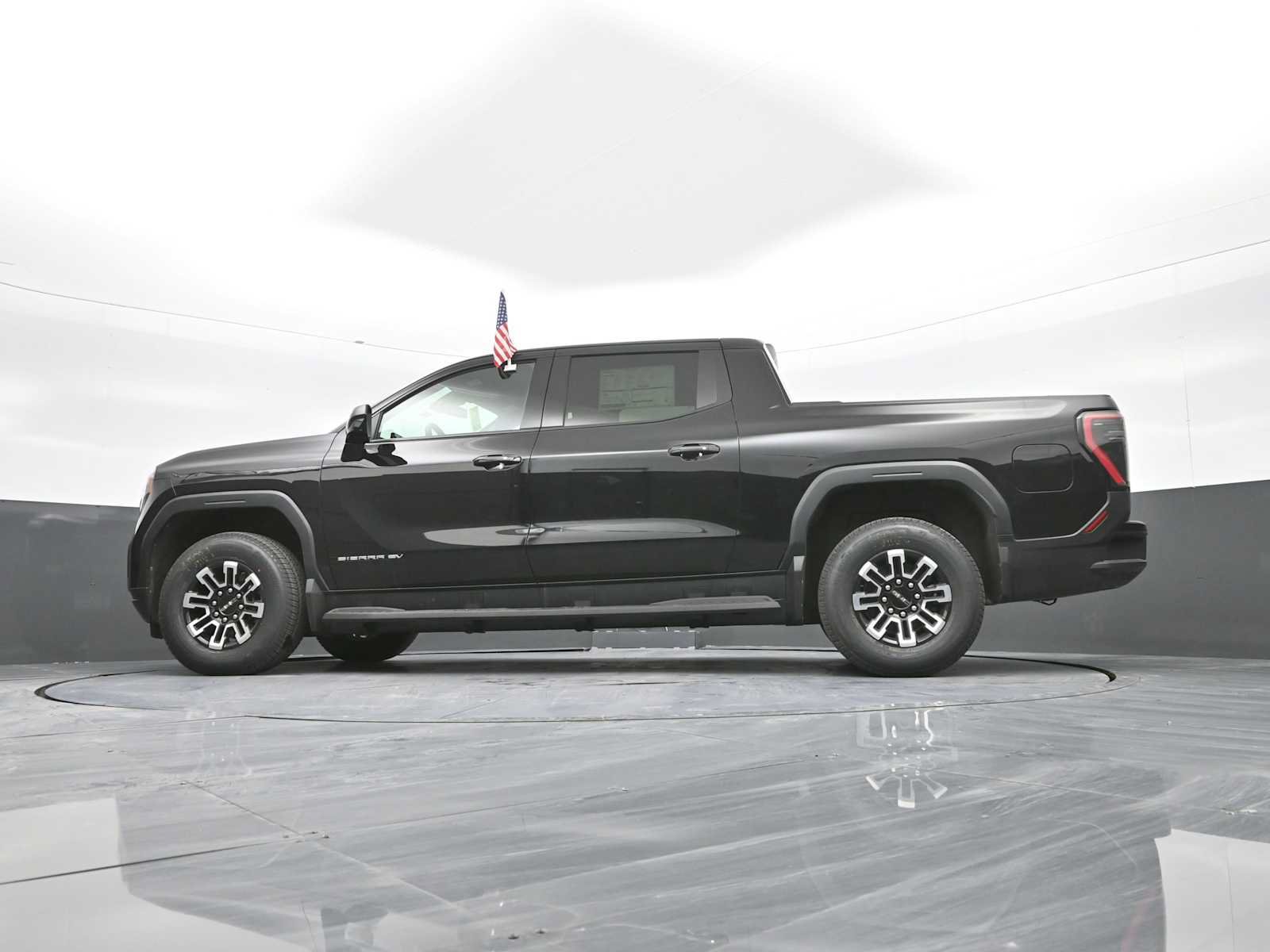 New 2026 GMC Sierra EV Elevation AWD/4WD image 32