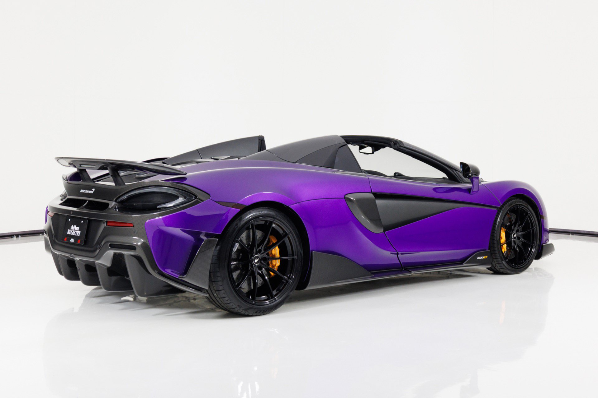 Used 2020 McLaren 600LT Spider RWD image 3