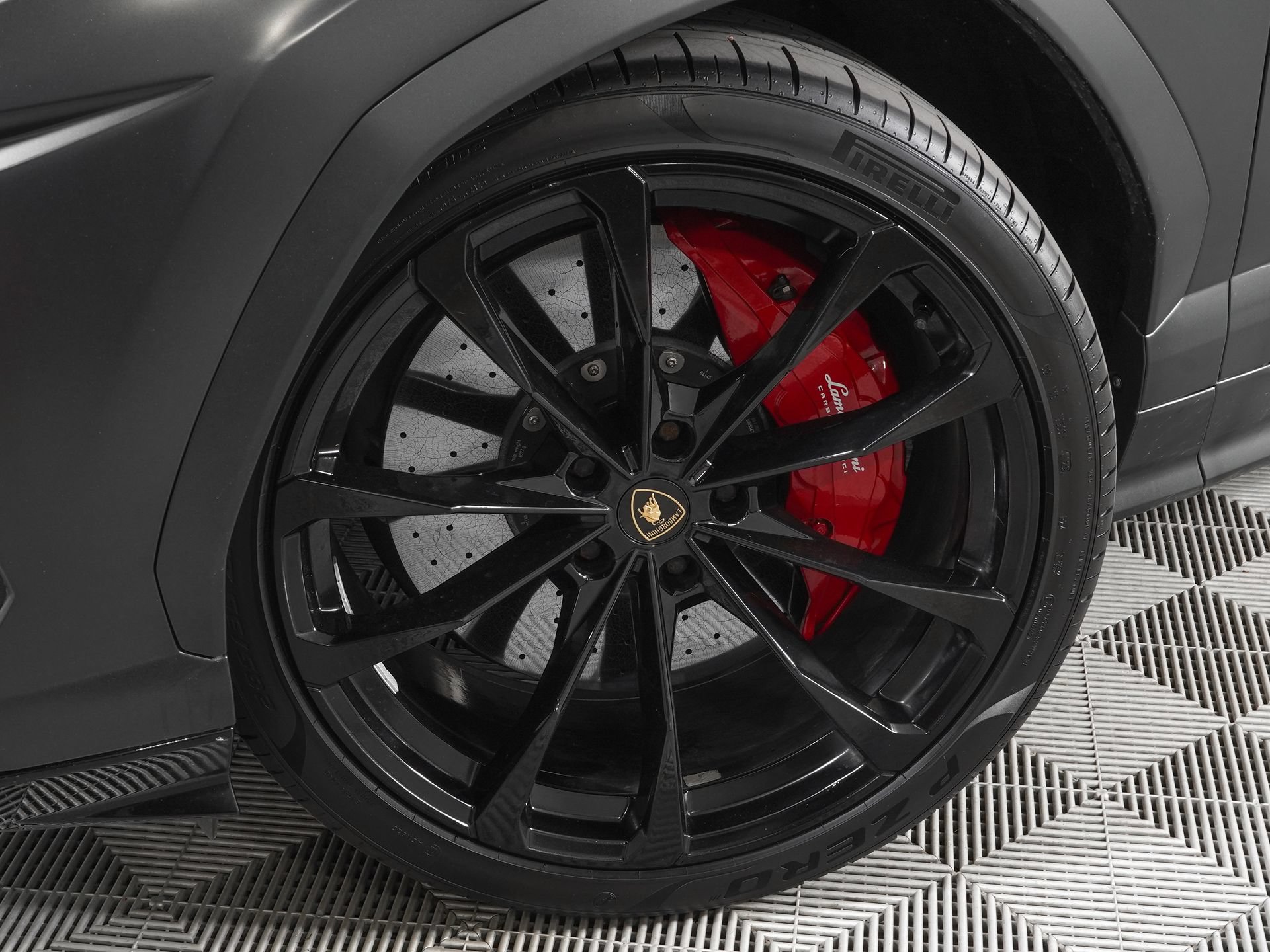 Used 2021 Lamborghini Urus AWD/4WD image 30