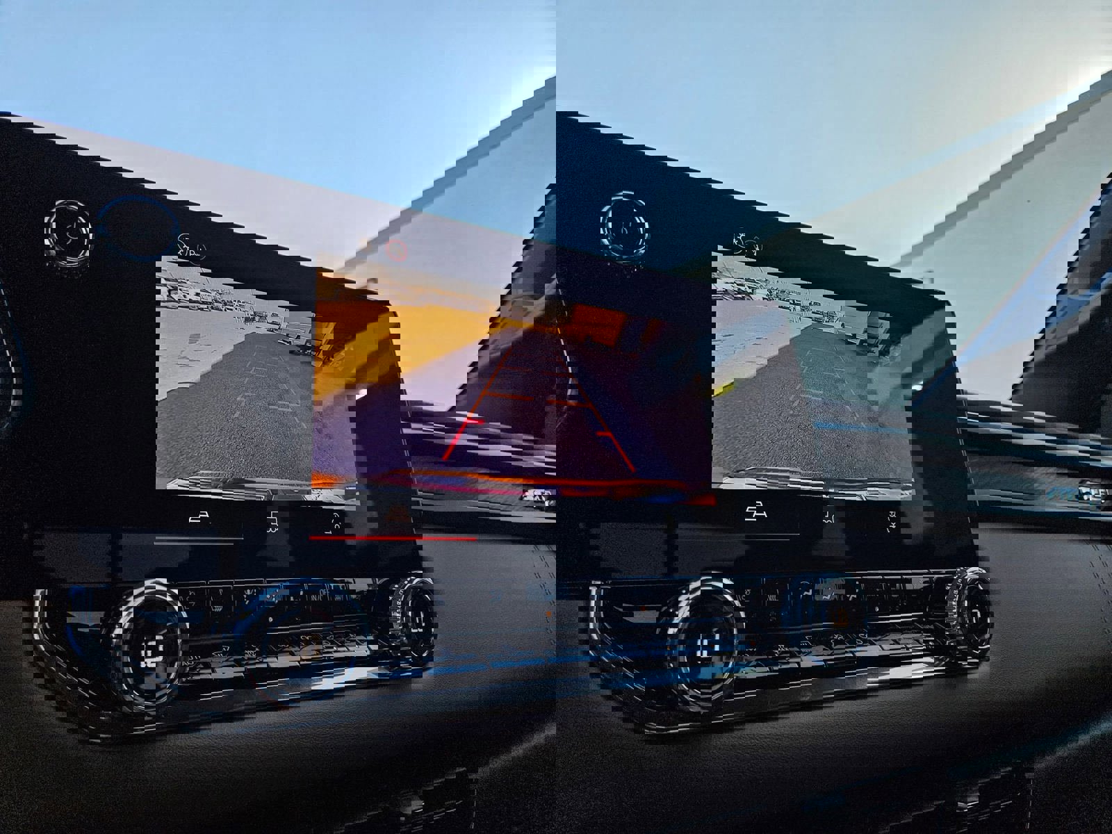 New 2026 GMC Canyon AT4 w/ AT4 Premium Package image 17