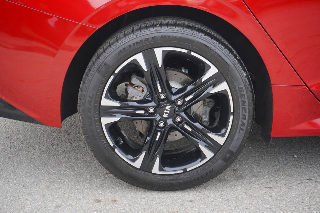 Used 2021 Kia K5 GT-Line image 12