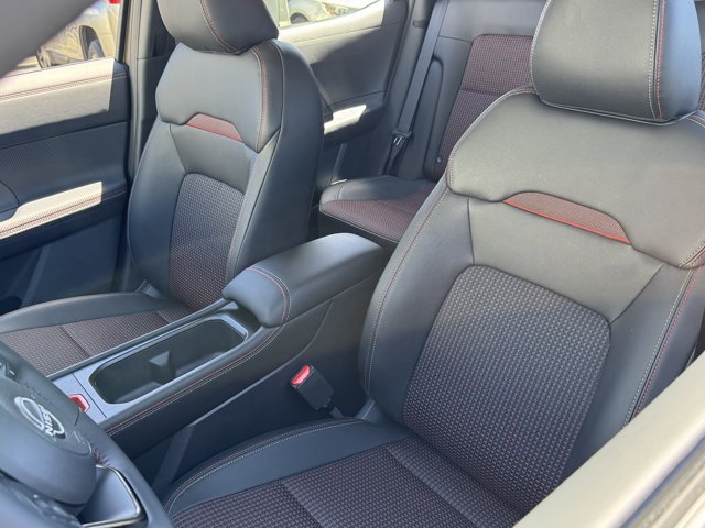 New 2026 Nissan Kicks SR w/ Cold Weather Package AWD/4WD image 18
