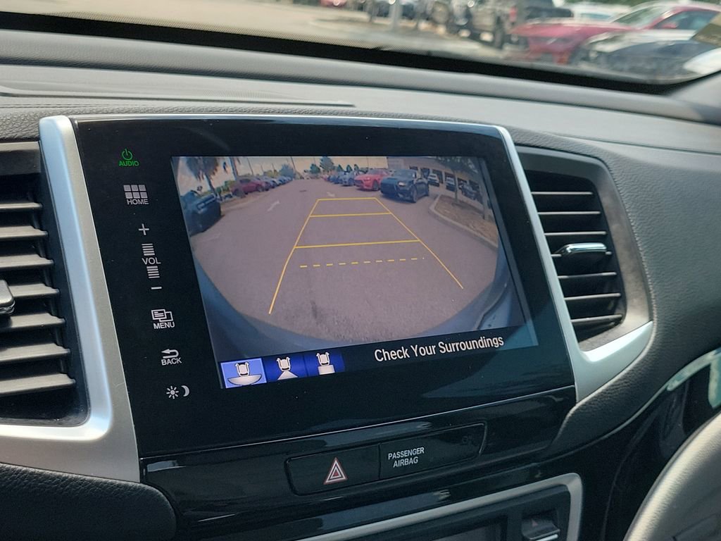Used 2016 Honda Pilot Touring image 25
