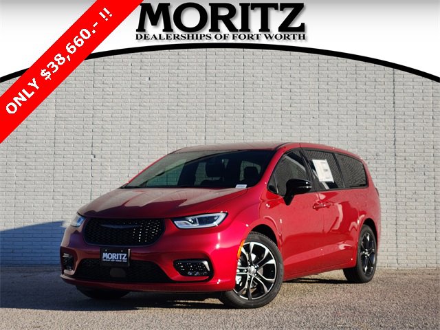 New 2026 Chrysler Pacifica Select