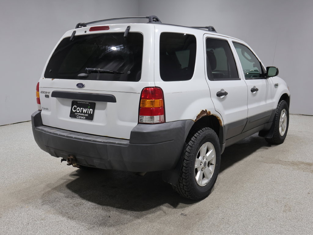 Used 2005 Ford Escape XLT AWD/4WD image 13
