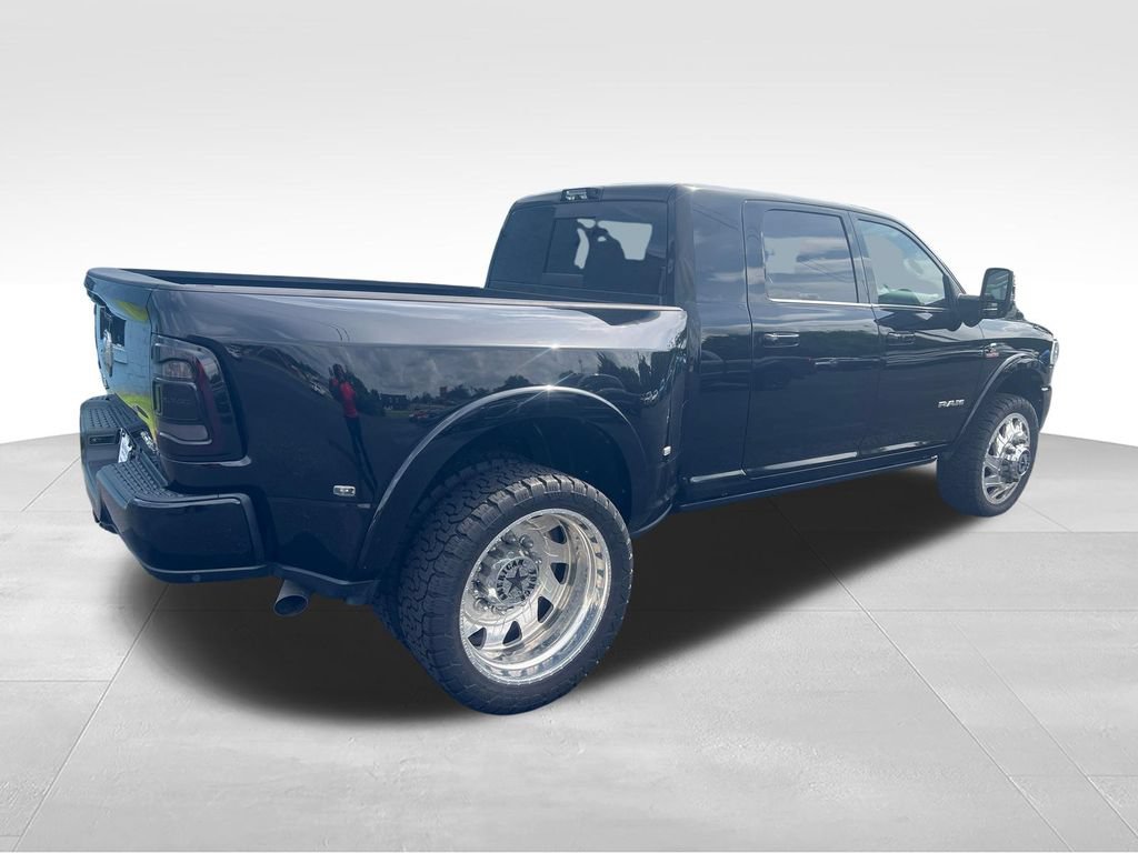 Used 2023 RAM 3500 Limited AWD/4WD image 5