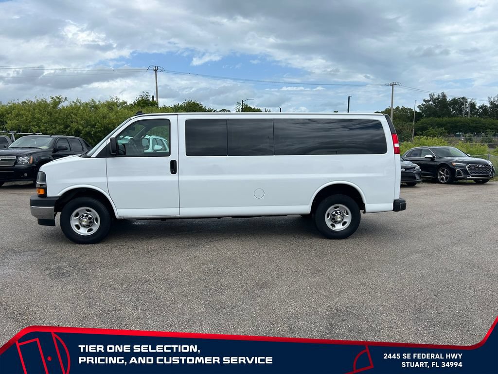 Used 2024 Chevrolet Express 3500 LT w/ LT Preferred Equipment Group RWD image 8