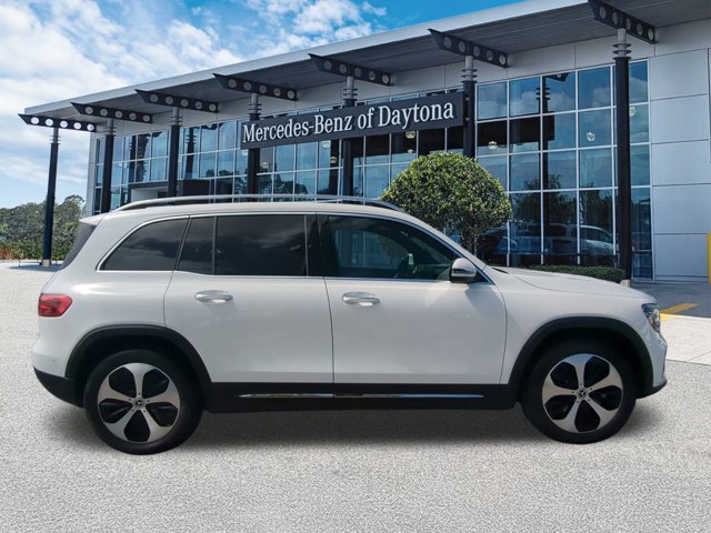 Used 2025 Mercedes-Benz GLB 250 GLB 250 image 3