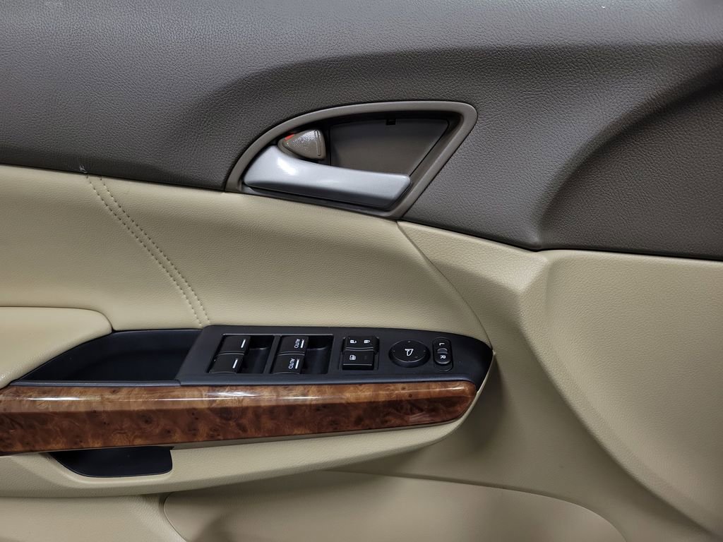 Used 2010 Honda Accord EX-L image 20