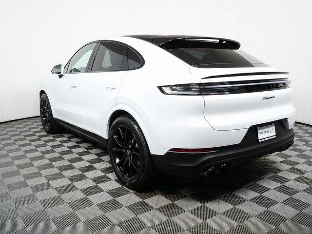 New 2026 Porsche Cayenne Coupe image 3