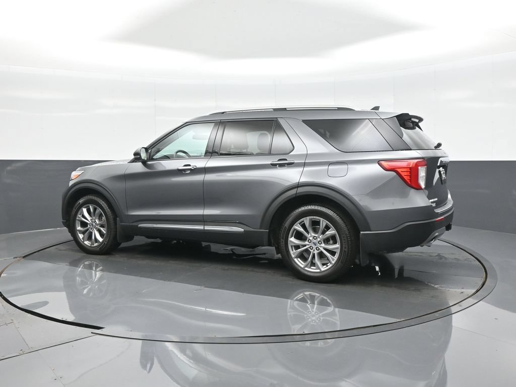 Used 2022 Ford Explorer Limited w/ Equipment Group 301A AWD/4WD image 5