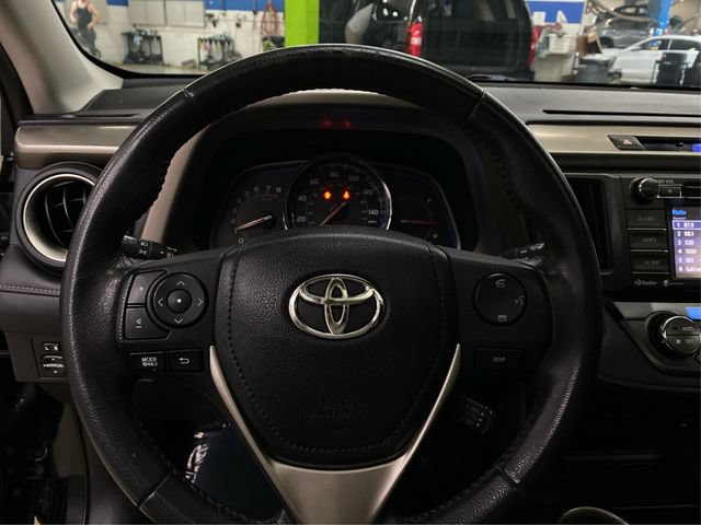 Used 2015 Toyota RAV4 Limited AWD/4WD image 23