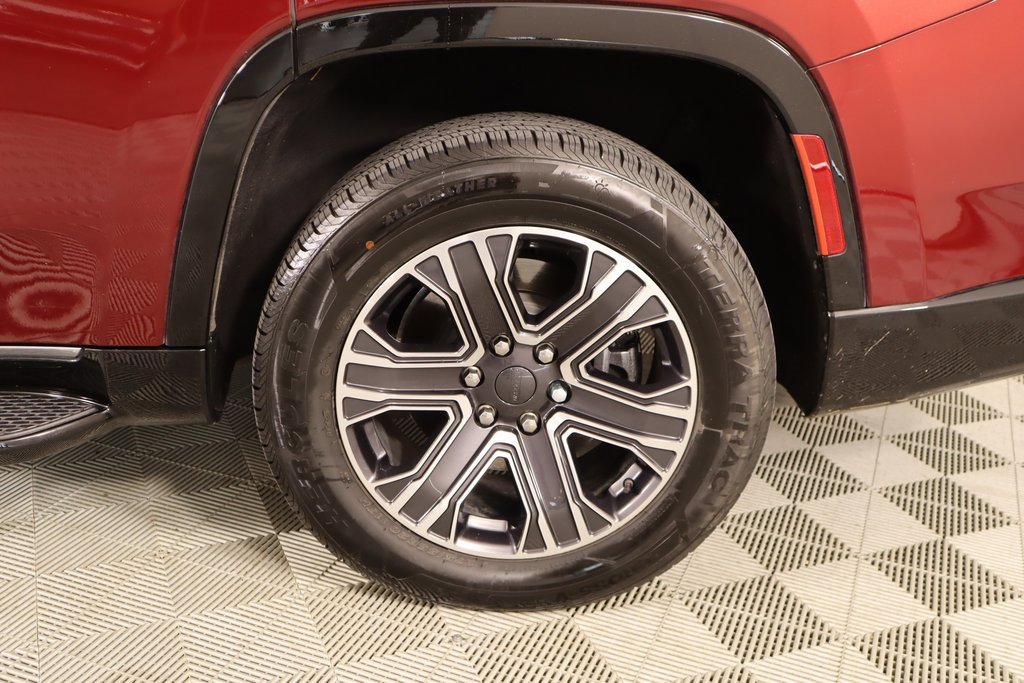 Used 2022 Jeep Wagoneer Series III w/ Flexible Seating Group image 20