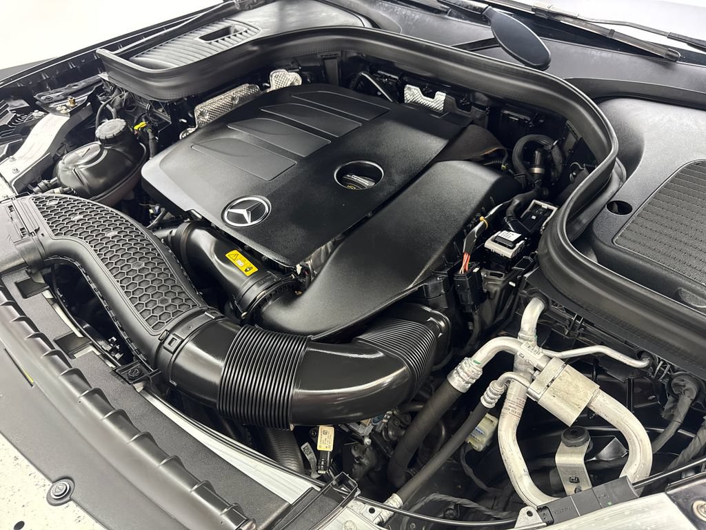 Used 2022 Mercedes-Benz GLC 300 w/ AMG Line image 73