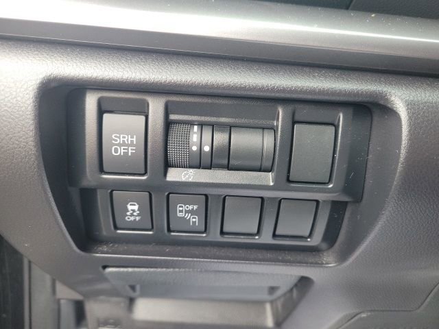 Used 2018 Subaru Impreza 2.0i Limited image 35