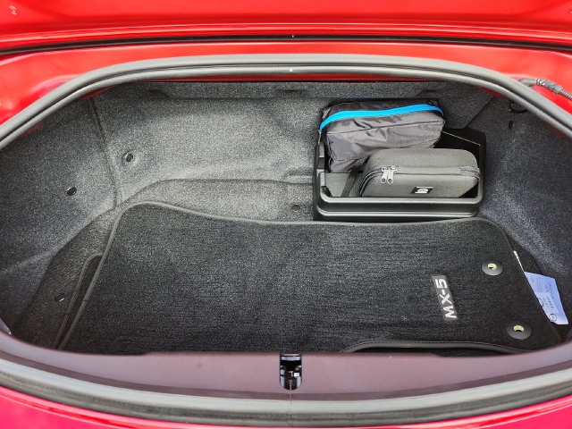 Used 2024 MAZDA MX-5 Miata RF Grand Touring w/ Weather Package RWD image 13