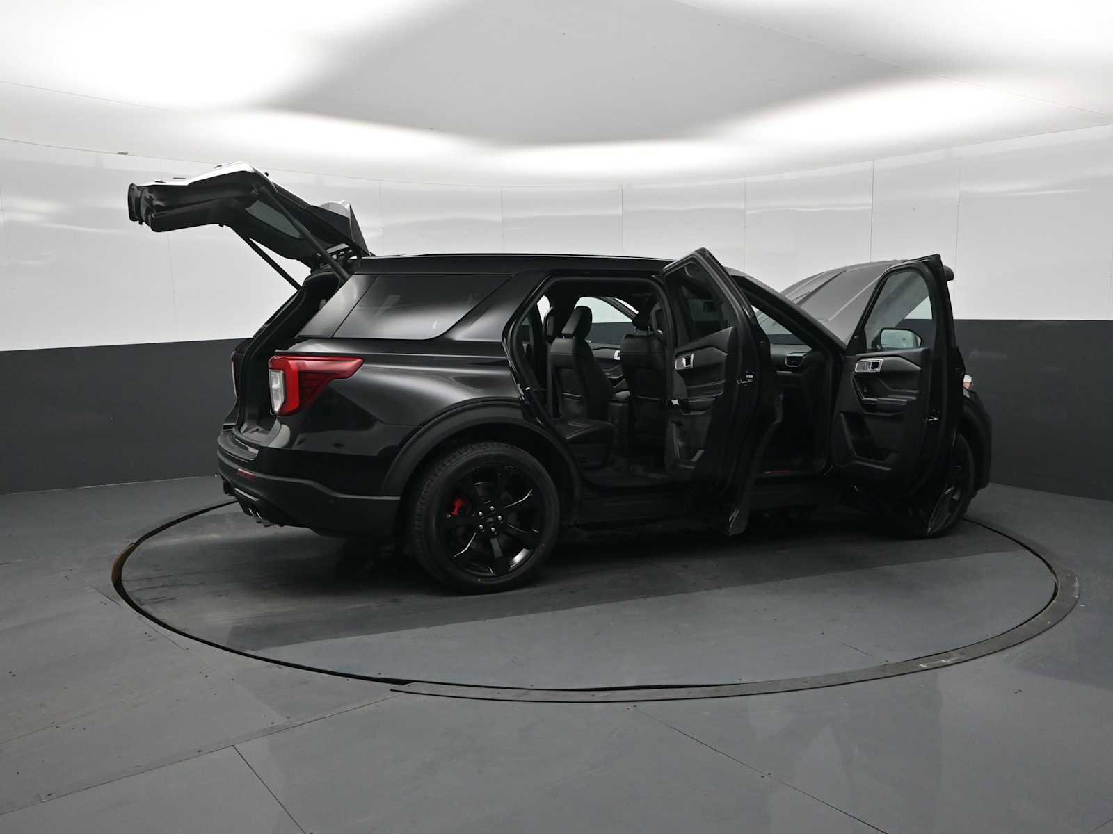 Used 2022 Ford Explorer ST w/ Equipment Group 401A image 28