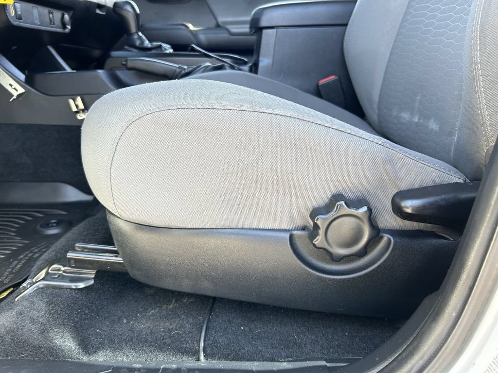 Used 2018 Toyota Tacoma SR w/ SR Convenience Package AWD/4WD image 22