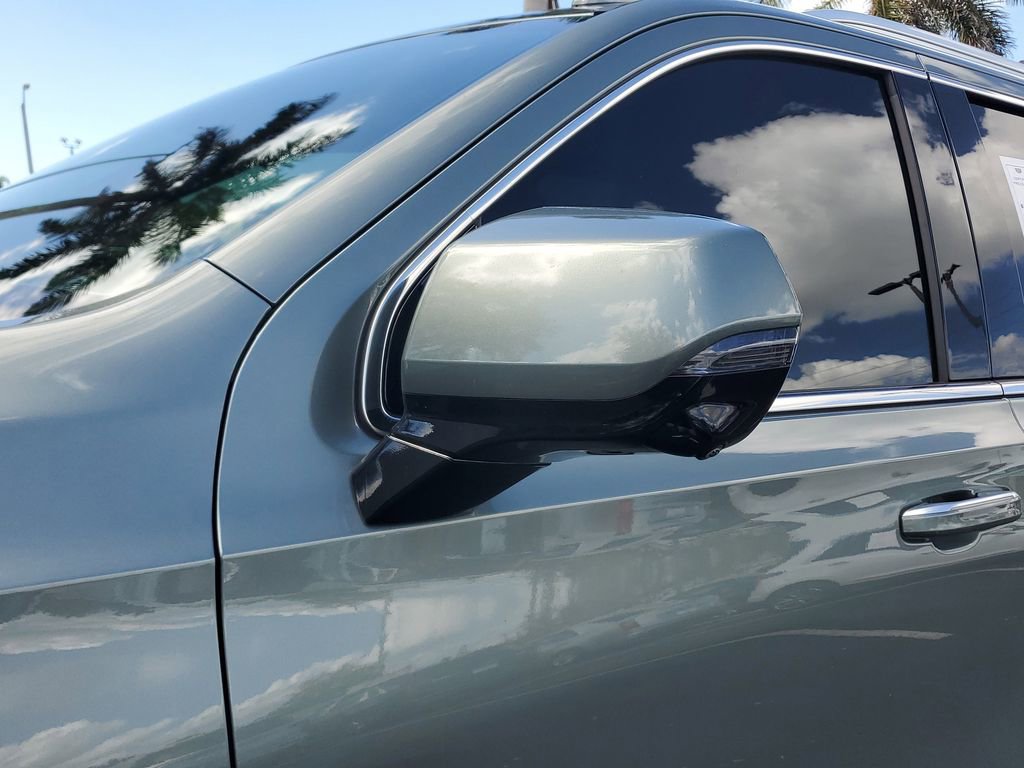 Certified 2023 Cadillac Escalade Premium Luxury image 12