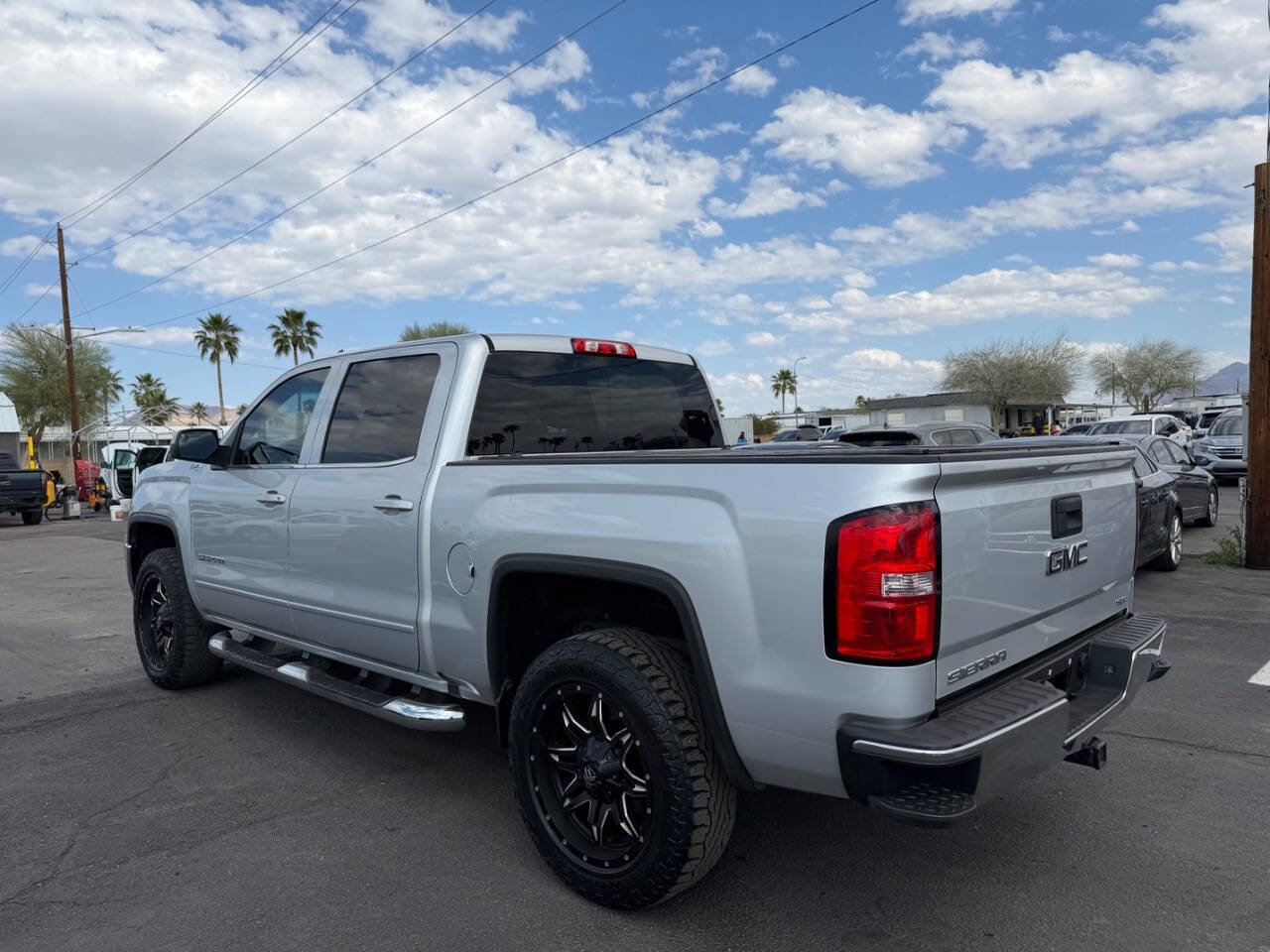 Used 2016 GMC Sierra 1500 SLE w/ SLE Value Package AWD/4WD image 6