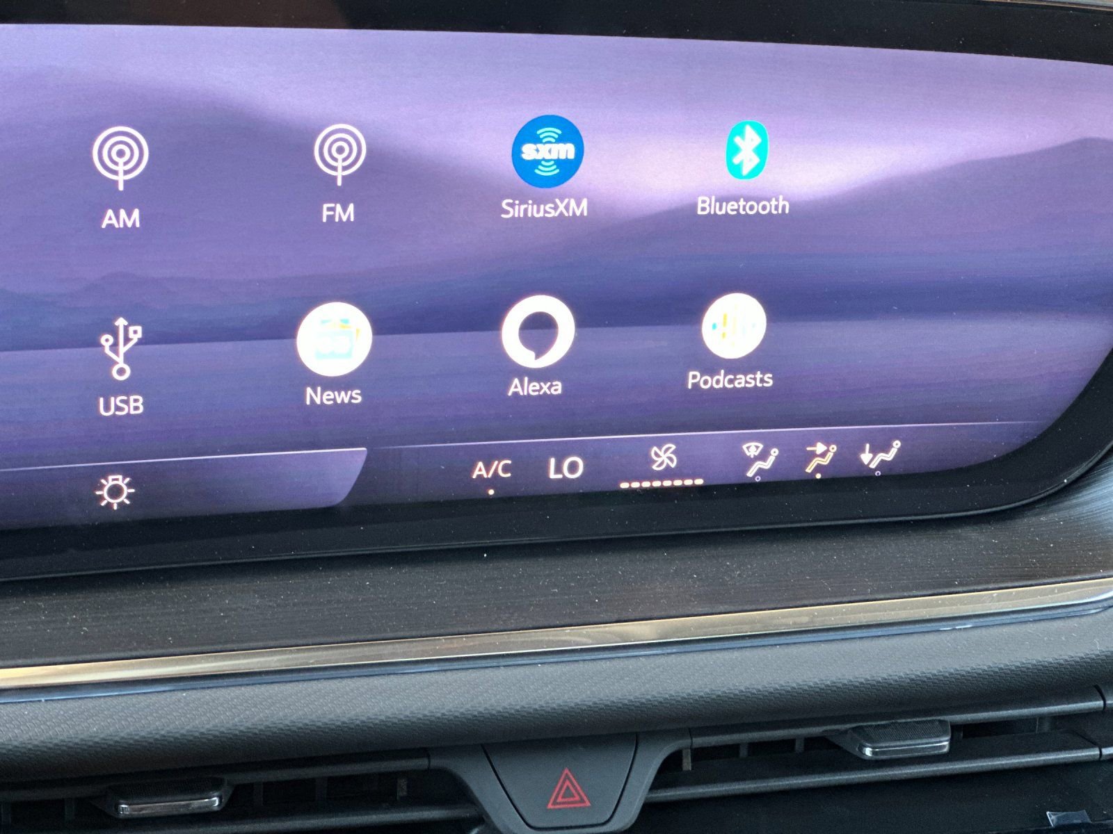 New 2025 Buick Envision Preferred image 18