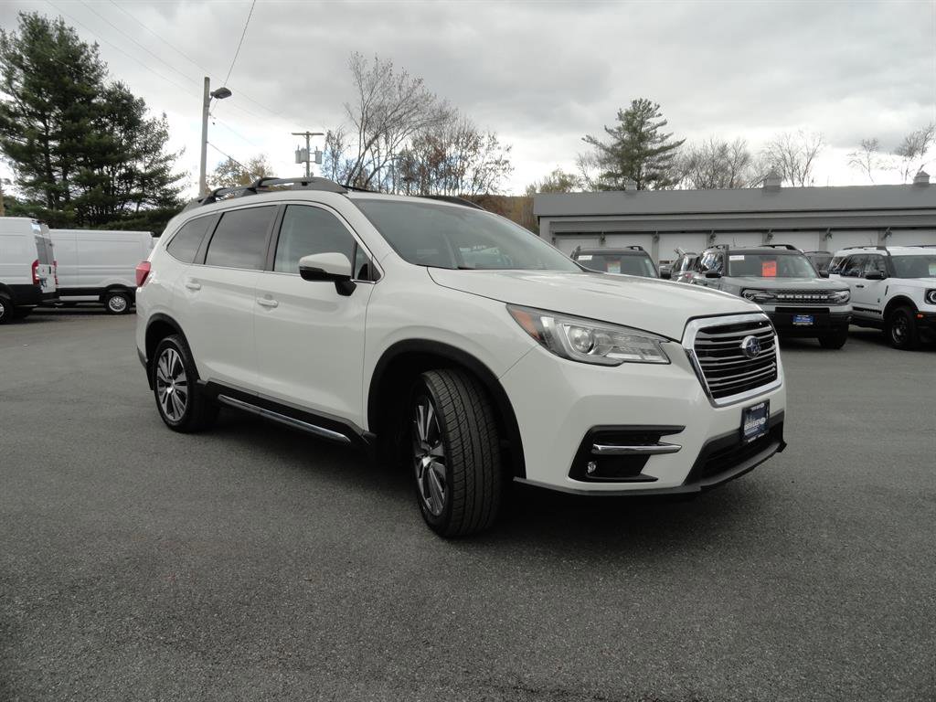 Used 2020 Subaru Ascent Limited w/ Technology Package image 3