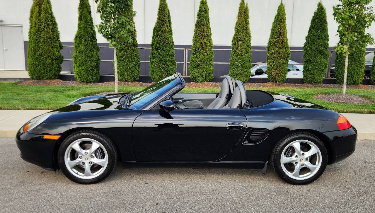 Used 2002 Porsche Boxster RWD image 2