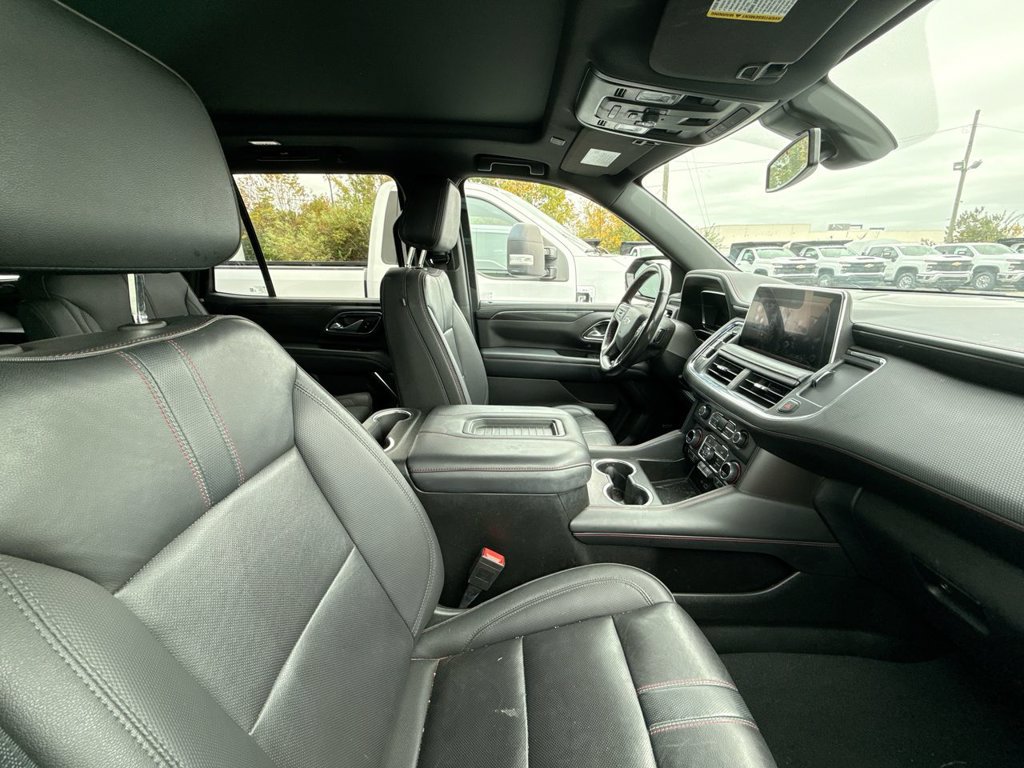 Used 2022 Chevrolet Tahoe RST w/ Luxury Package AWD/4WD image 10