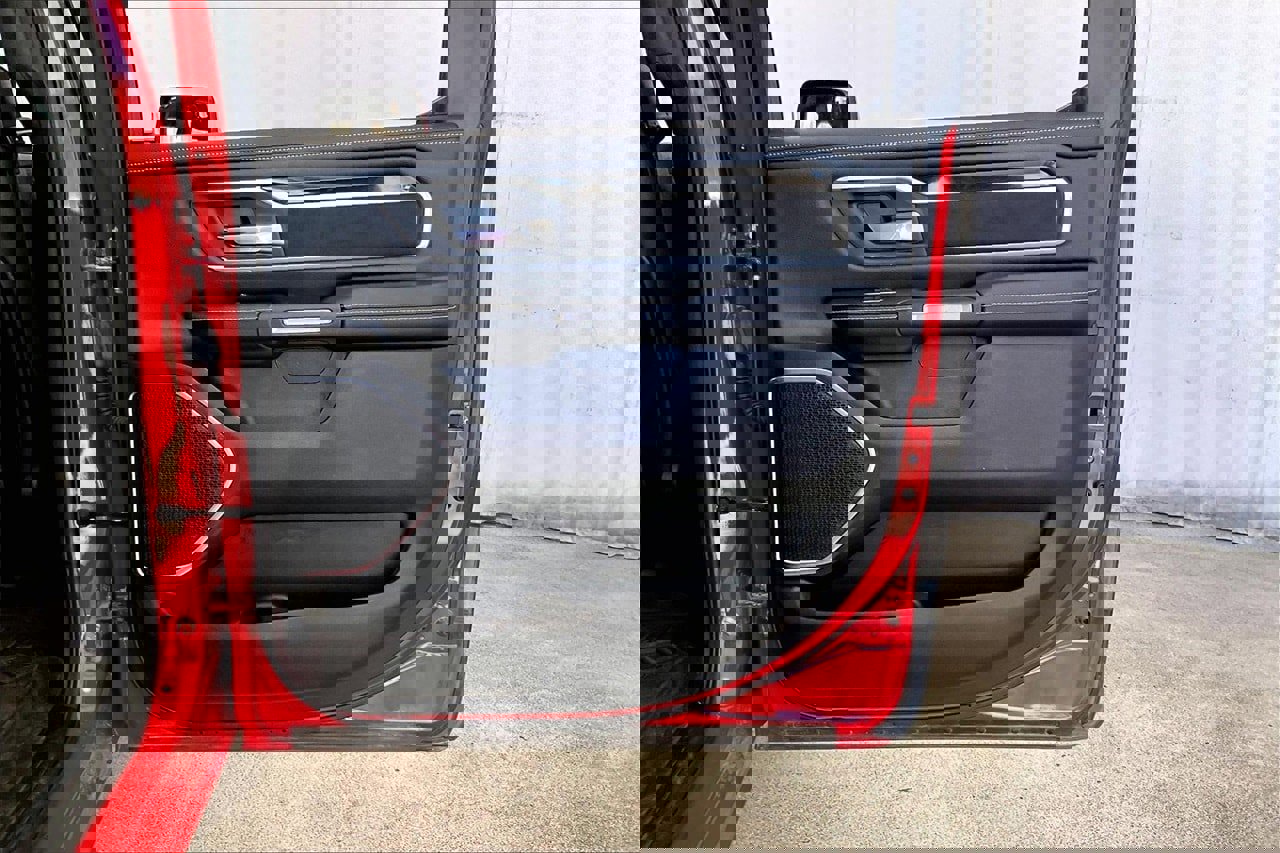 Used 2019 RAM 1500 Laramie w/ Sport Appearance Package image 23