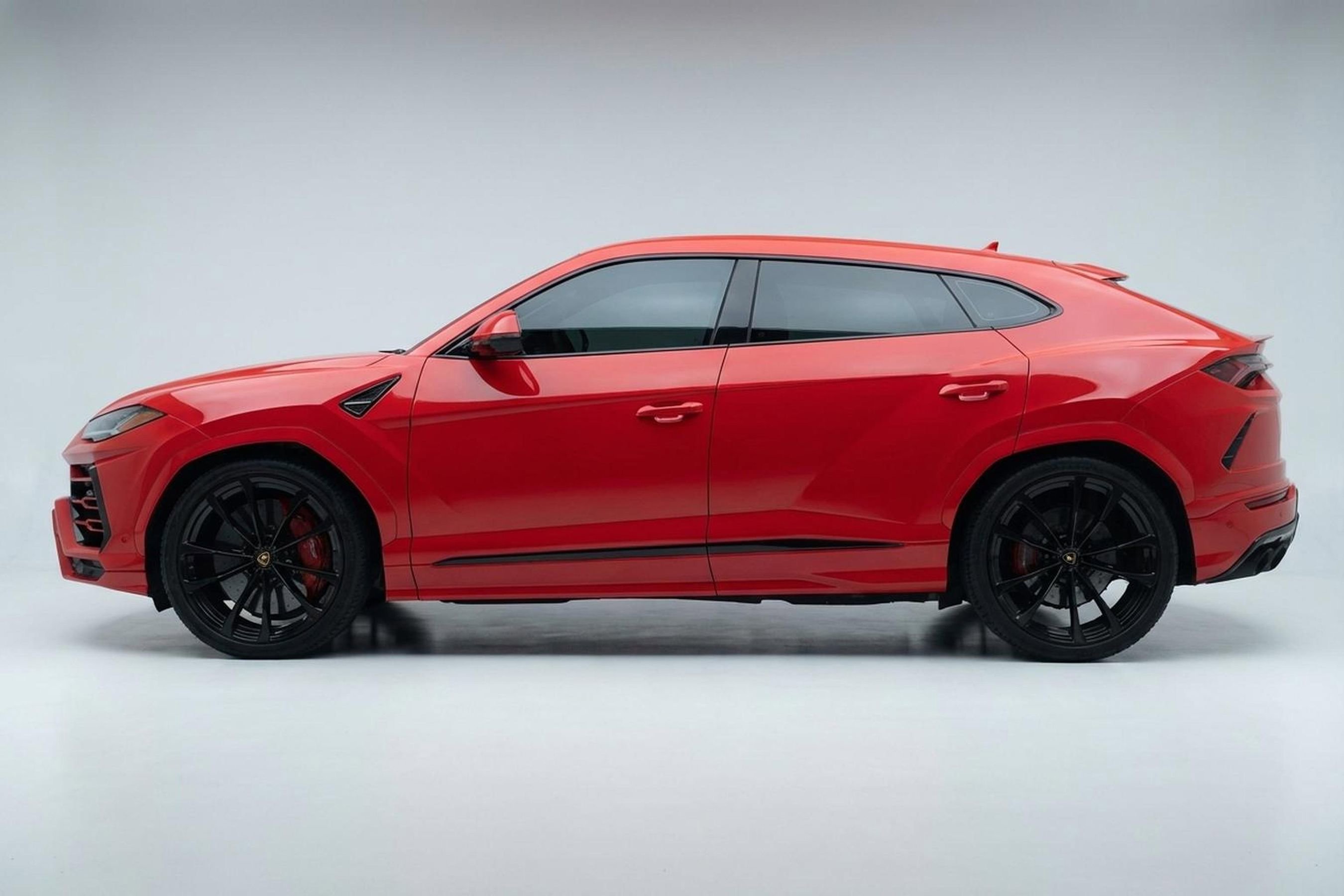Used 2022 Lamborghini Urus AWD/4WD image 17