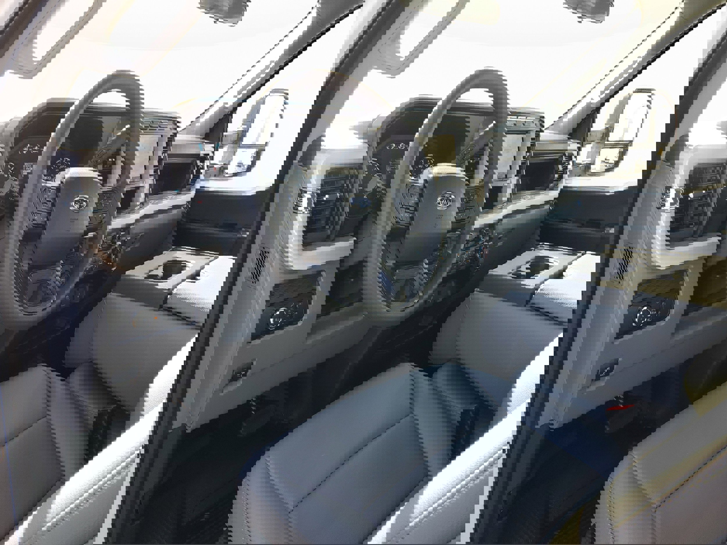 New 2024 Ford F450 XL w/ XL Chrome Package image 13