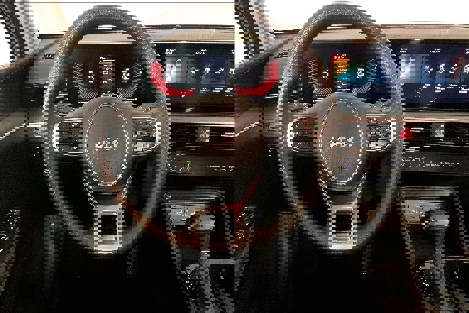 Certified 2025 Kia K5 LXS image 5