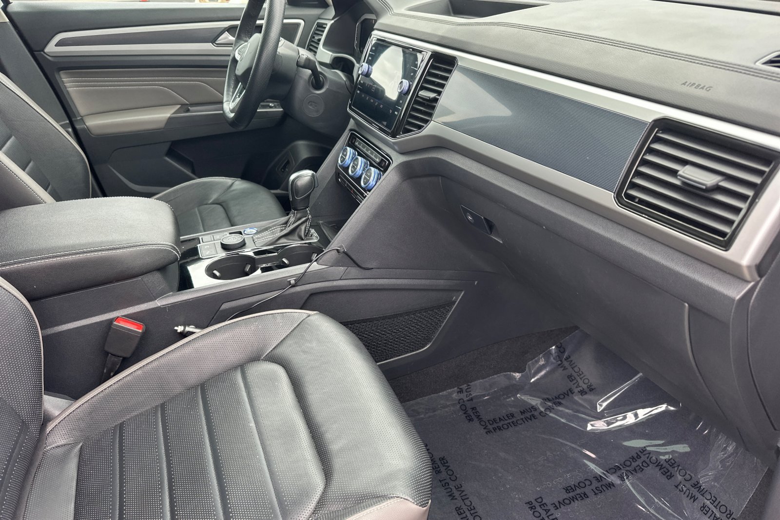 Used 2023 Volkswagen Atlas SEL Premium AWD/4WD image 17
